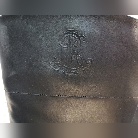 Boots - Picture 4 of 6